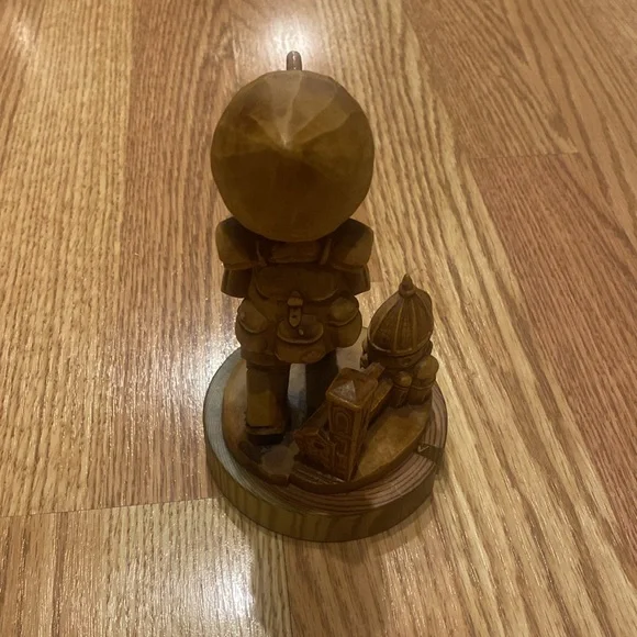 Wooden Bartolucci Pinocchio Figurine - Picture 3 of 5